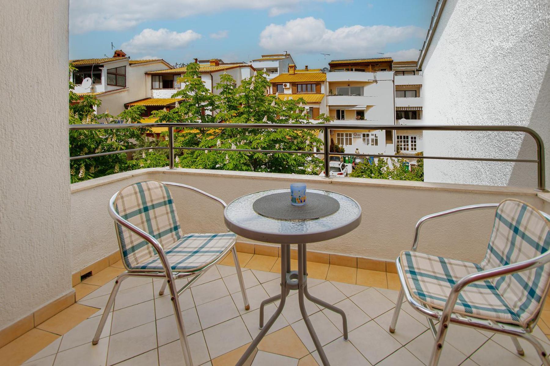 Apartment Iva พูลา ภายนอก รูปภาพ